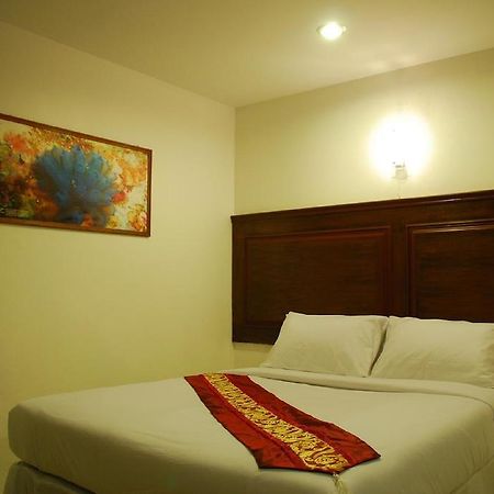 Patong Budget Rooms Buitenkant foto