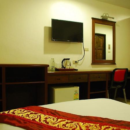 Patong Budget Rooms Buitenkant foto
