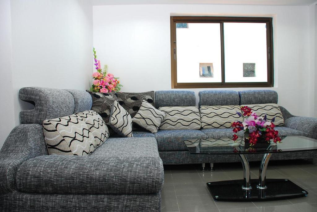 Patong Budget Rooms Buitenkant foto