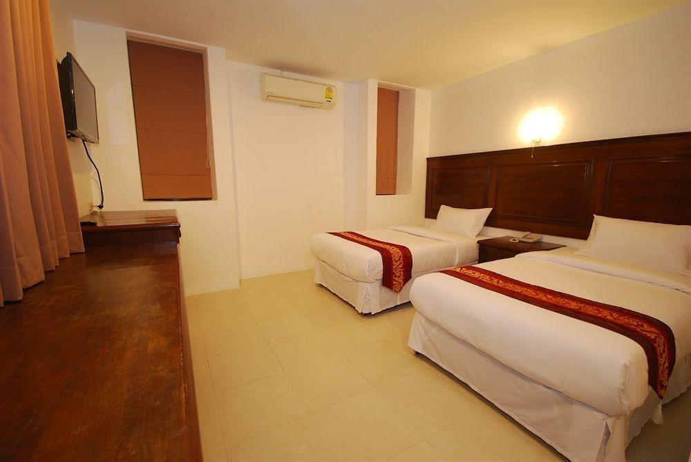 Patong Budget Rooms Buitenkant foto