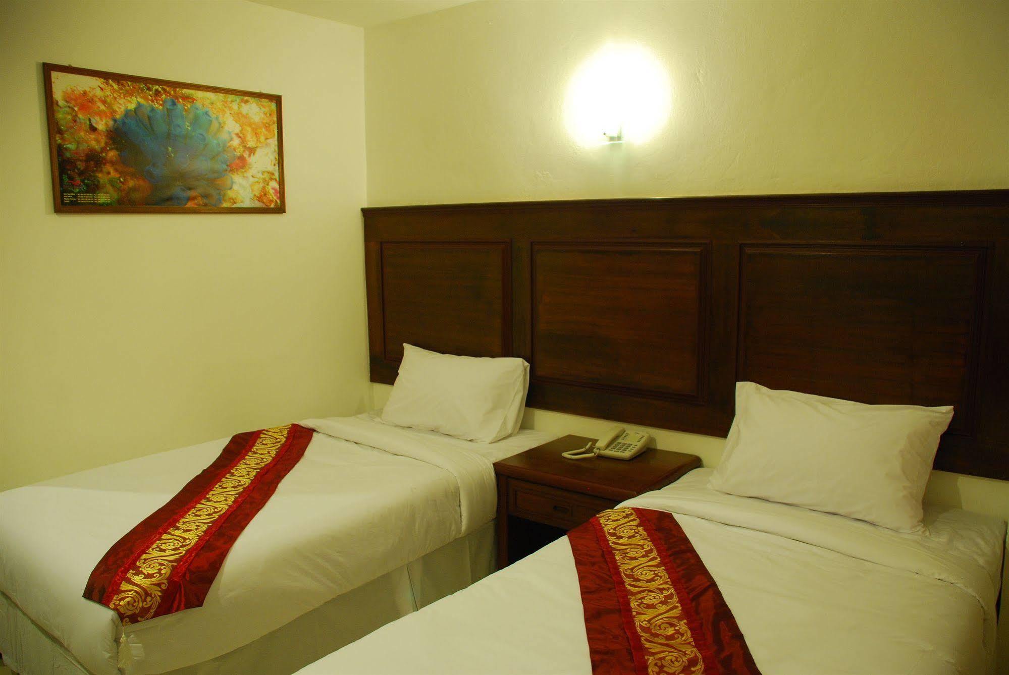 Patong Budget Rooms Buitenkant foto