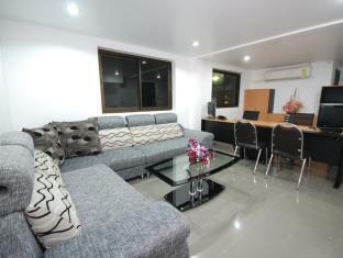 Patong Budget Rooms Buitenkant foto